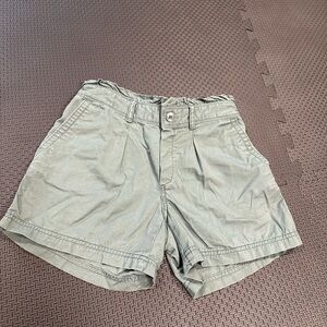 3/24$ GAP kids green shorts size L(10)